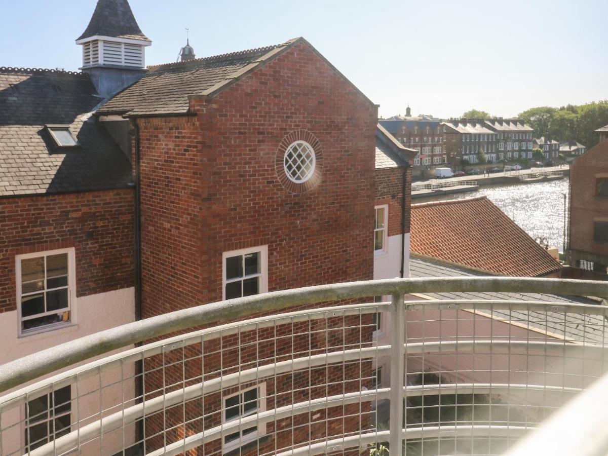 12 Woodsmill Quay York Exterior photo